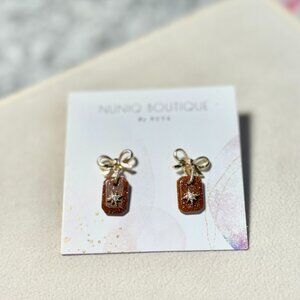 Sandstone with Star Earrings